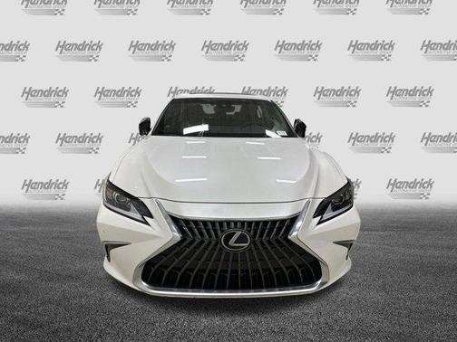 2023 Lexus ES 300h Base