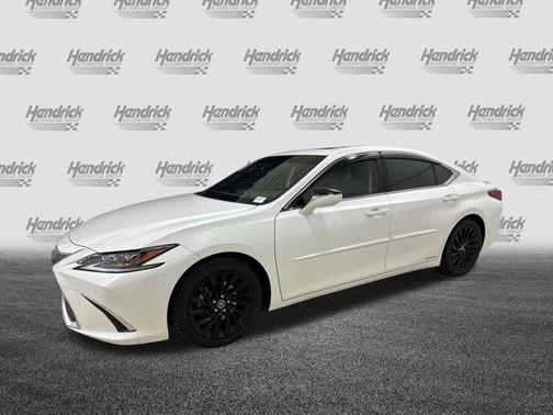 2019 Lexus ES 300h Ultra Luxury