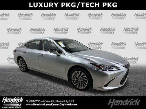 2025 Lexus ES 300h Luxury