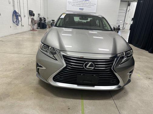 2017 Lexus ES 350 Base