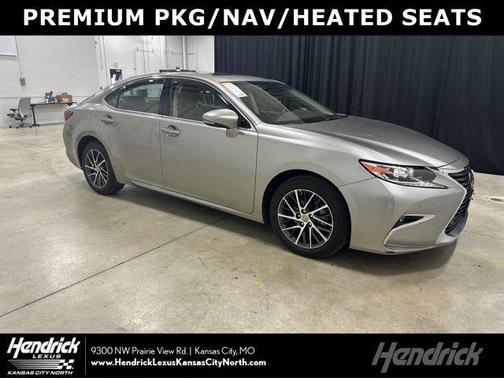 2017 Lexus ES 350 Base