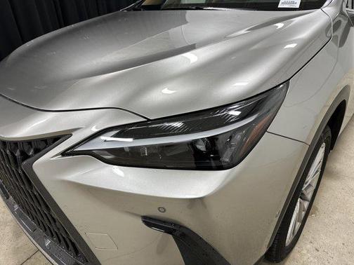 2022 Lexus NX 350h Luxury