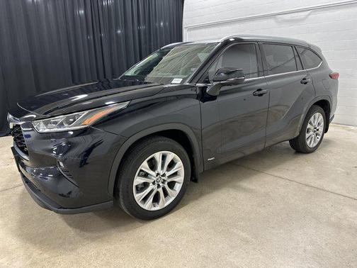 2023 Toyota Highlander Hybrid Limited