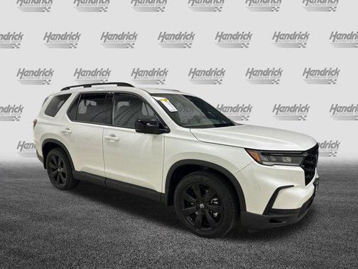 Platinum White Pearl 2025 Honda Pilot Black Edition