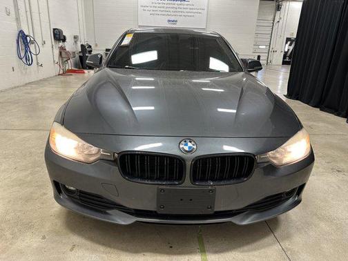 Mineral Gray Metallic 2015 BMW 320 i