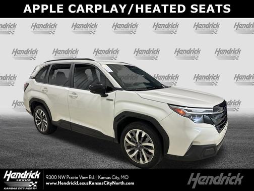 Crystal White Pearl 2025 Subaru Forester Hybrid Touring