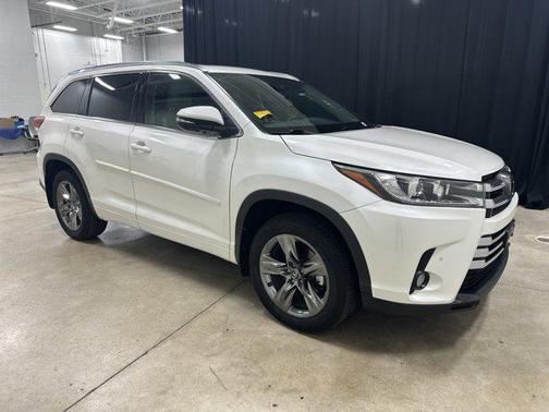 2018 Toyota Highlander Limited Platinum