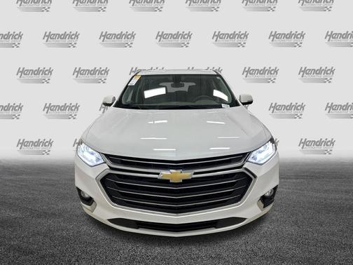 Summit White 2018 Chevrolet Traverse Premier
