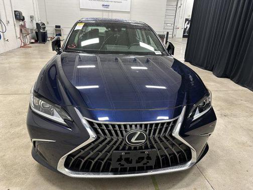 2023 Lexus ES 350 Base