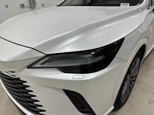 Eminent White Pearl 2023 Lexus RX 350 Luxury