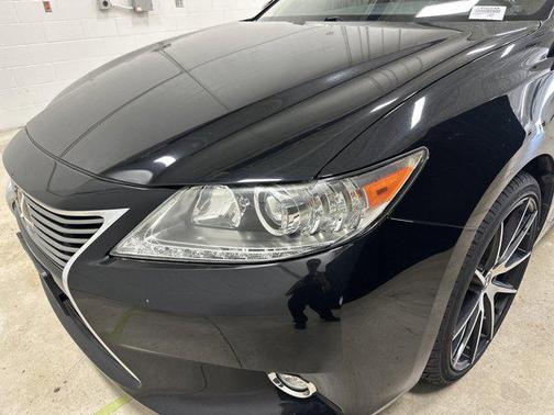 Obsidian 2015 Lexus ES 350 Base