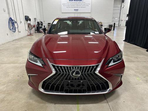 2023 Lexus ES 350 Base