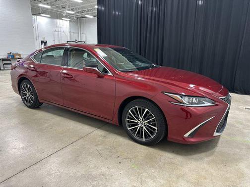 2023 Lexus ES 350 Base