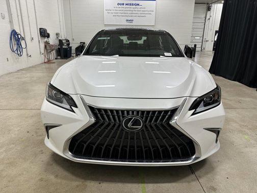 2025 Lexus ES 350 Luxury