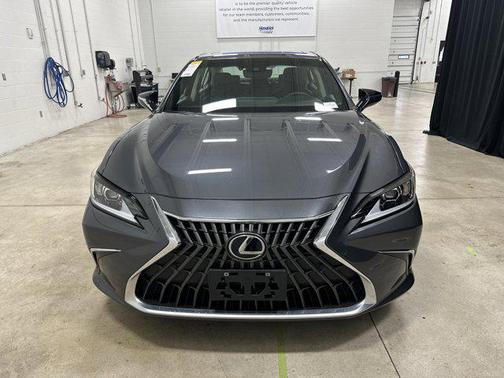 2023 Lexus ES 350 Base
