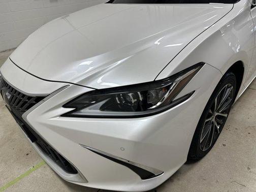 2023 Lexus ES 350 Base