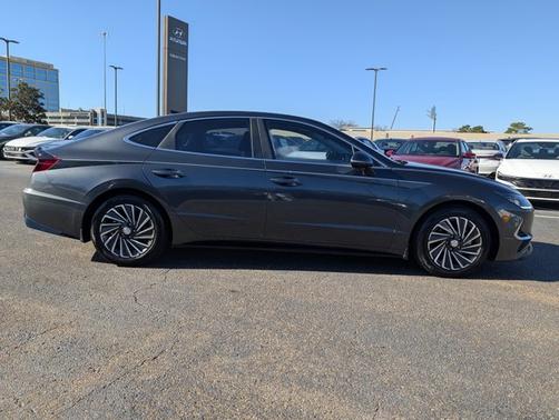 2022 Hyundai SONATA Hybrid SEL