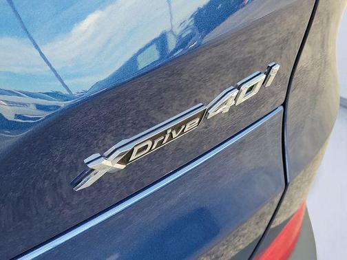 Phytonic Blue Metallic 2023 BMW X5 xDrive40i