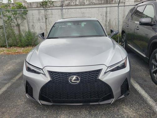 Iridium 2025 Lexus IS 350 F SPORT Design
