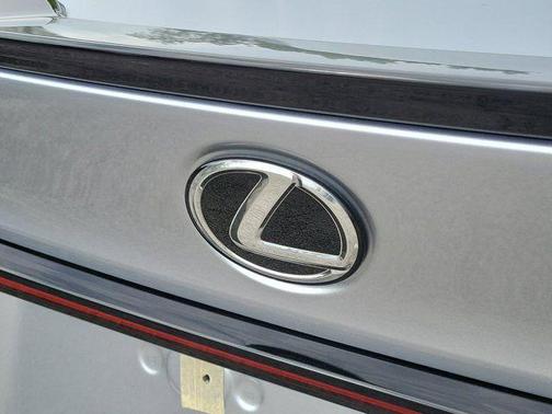 Iridium 2025 Lexus IS 350 F SPORT Design