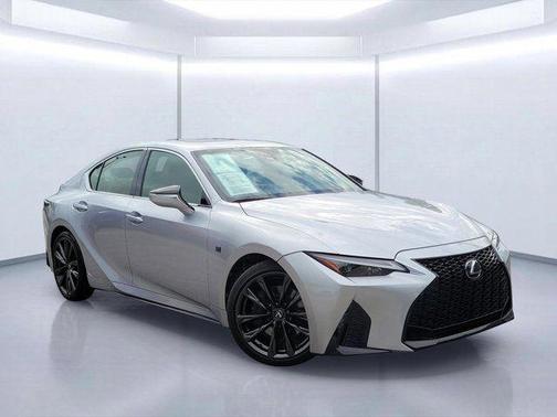 Iridium 2025 Lexus IS 350 F SPORT Design