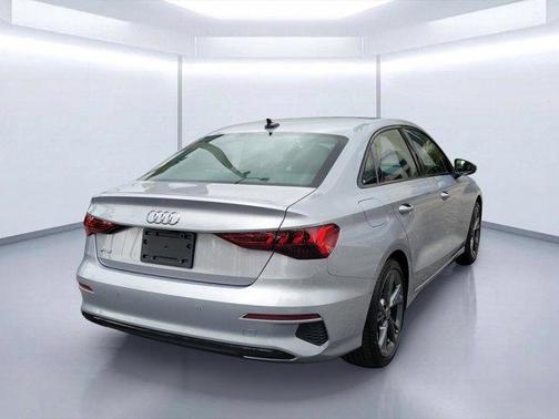 Florett Silver Metallic 2024 Audi A3 40 Premium