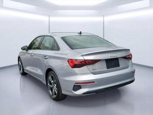 Florett Silver Metallic 2024 Audi A3 40 Premium