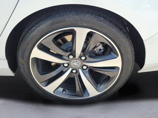 Platinum White Pearl 2024 Acura TLX Technology