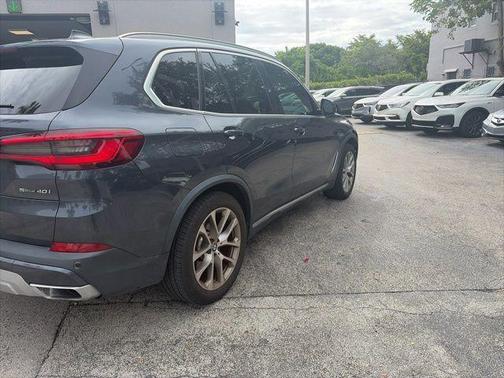Arctic Gray Metallic 2020 BMW X5 sDrive40i