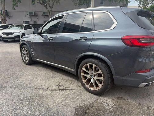 Arctic Gray Metallic 2020 BMW X5 sDrive40i