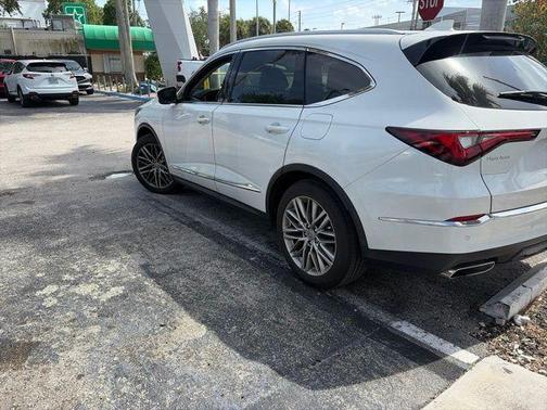 White 2023 Acura MDX Advance