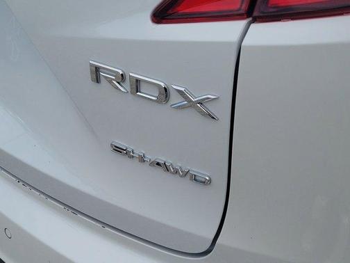 Platinum White Pearl 2025 Acura RDX Technology Package