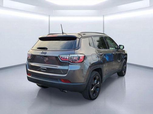 Granite Crystal Clearcoat Metallic 2021 Jeep Compass Latitude