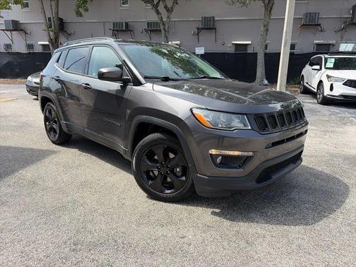 Granite Crystal Clearcoat Metallic 2021 Jeep Compass Latitude