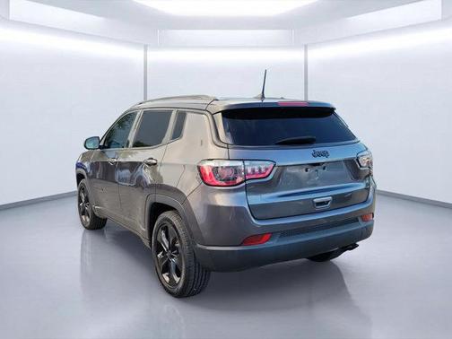 Granite Crystal Clearcoat Metallic 2021 Jeep Compass Latitude