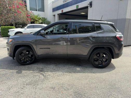 Granite Crystal Clearcoat Metallic 2021 Jeep Compass Latitude