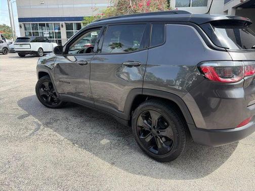 Granite Crystal Clearcoat Metallic 2021 Jeep Compass Latitude