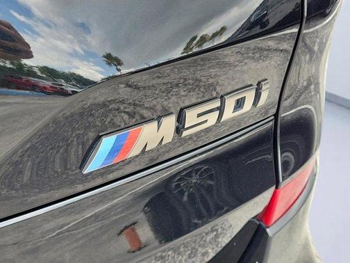 Black Sapphire Metallic 2023 BMW X5 M50i