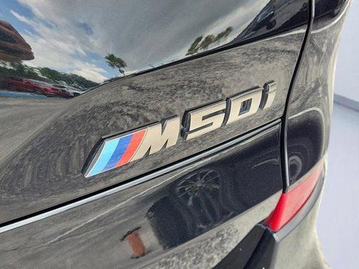 Black Sapphire Metallic 2023 BMW X5 M50i
