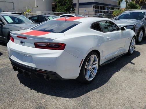 Summit White 2016 Chevrolet Camaro 2LT