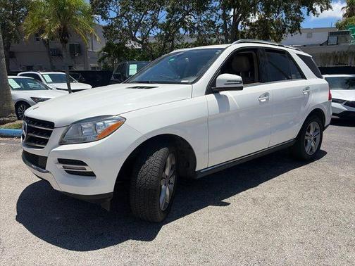 Polar White 2015 Mercedes-Benz M-Class ML 350