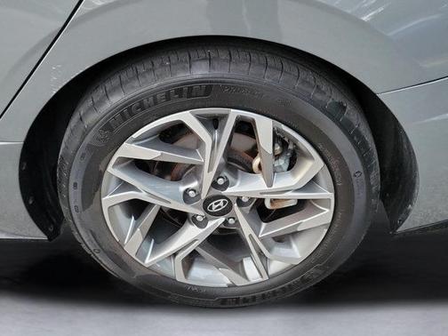 Hampton Gray 2022 Hyundai SONATA SEL