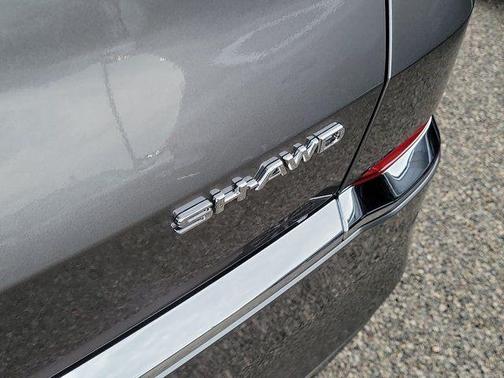 Liquid Carbon Metallic 2026 Acura MDX Advance Package
