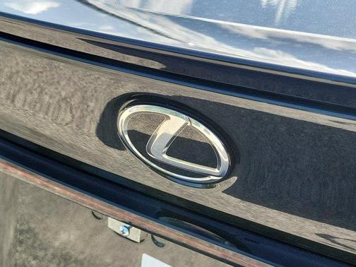 Caviar 2025 Lexus IS 350 F SPORT Design