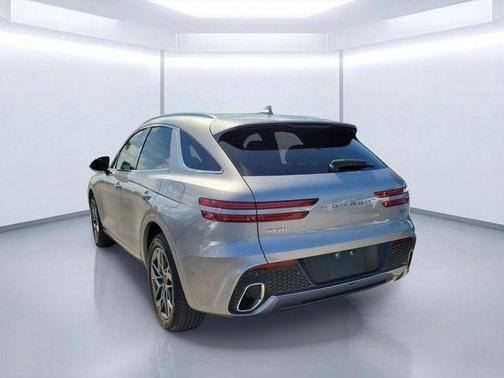 Savile Silver 2022 Genesis GV70 2.5T