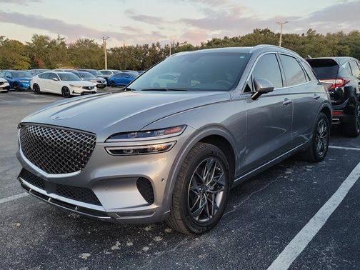 Savile Silver 2022 Genesis GV70 2.5T