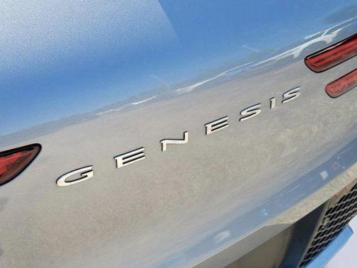 Savile Silver 2022 Genesis GV70 2.5T