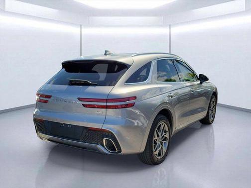Savile Silver 2022 Genesis GV70 2.5T