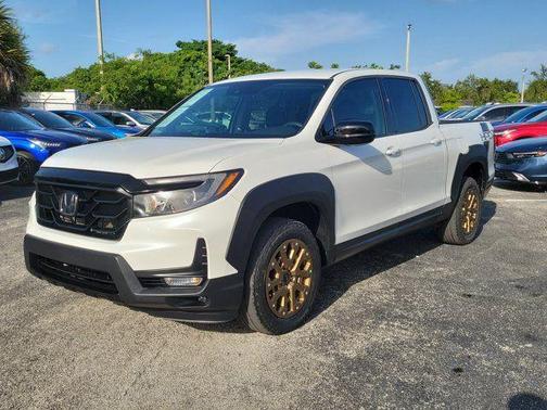 White 2021 Honda Ridgeline Sport