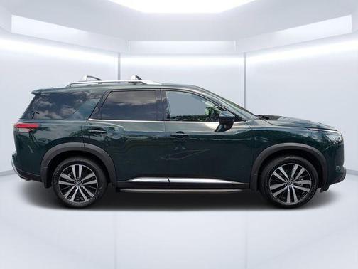 Obsidian Green 2024 Nissan Pathfinder Platinum
